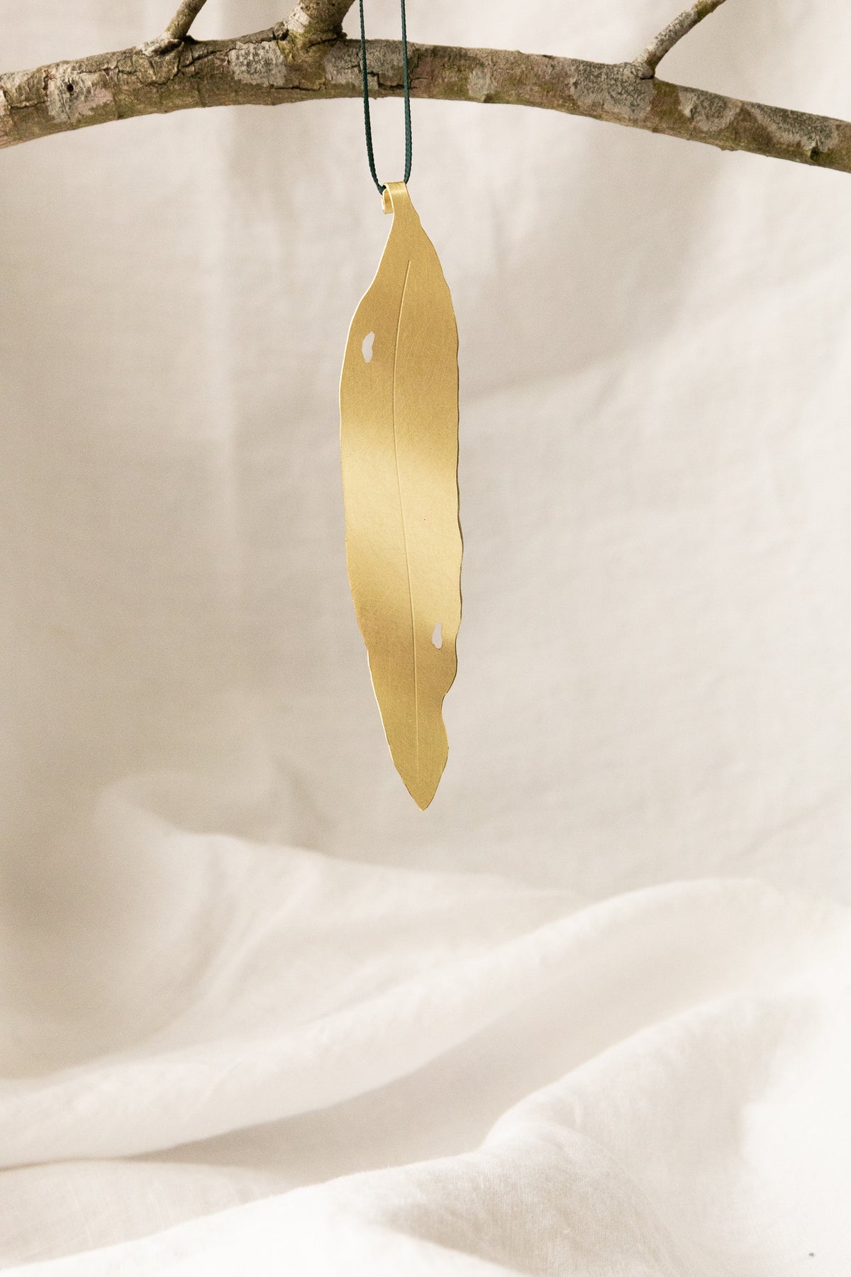 Golden Gum Leaf 4