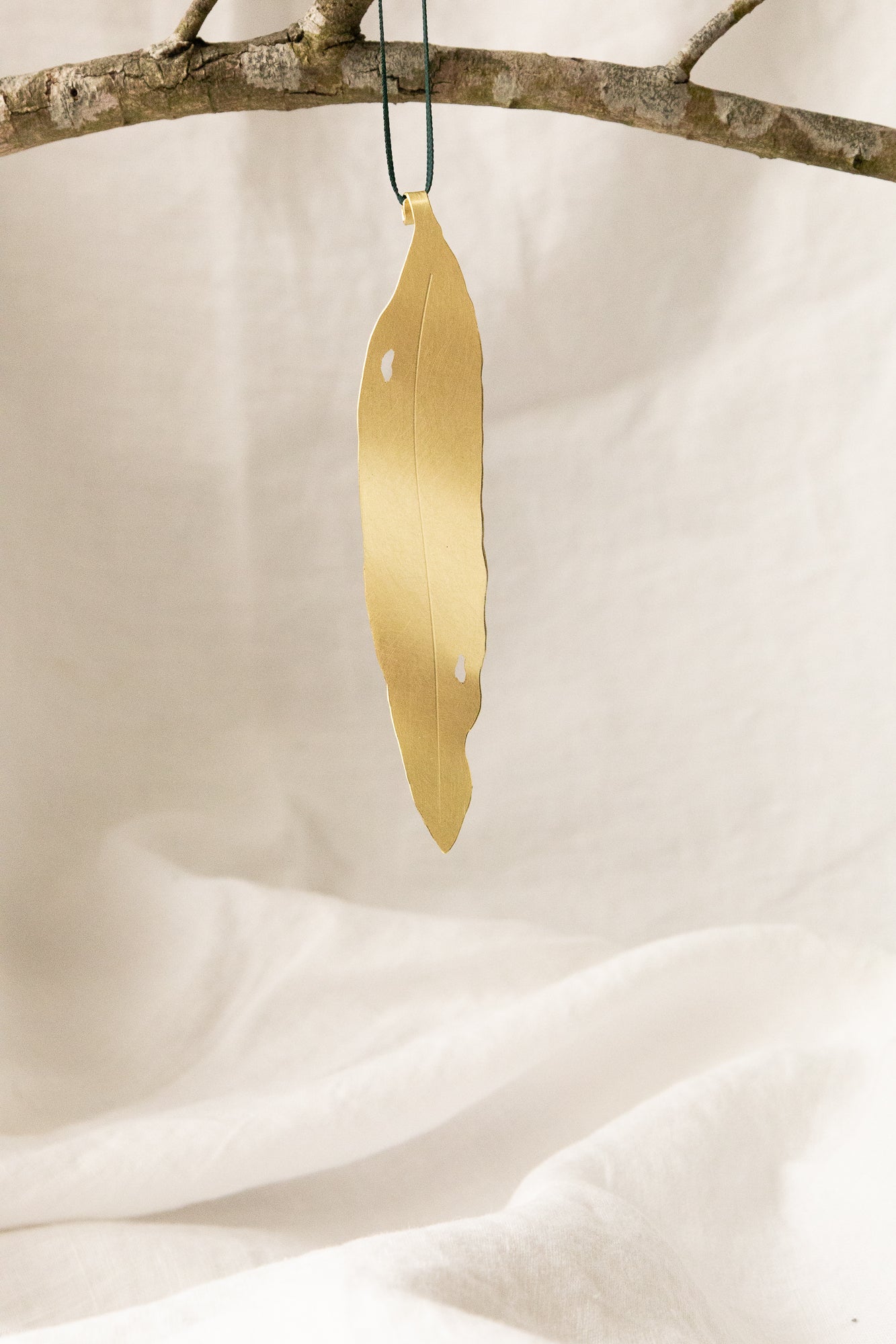 Golden Gum Leaf 4