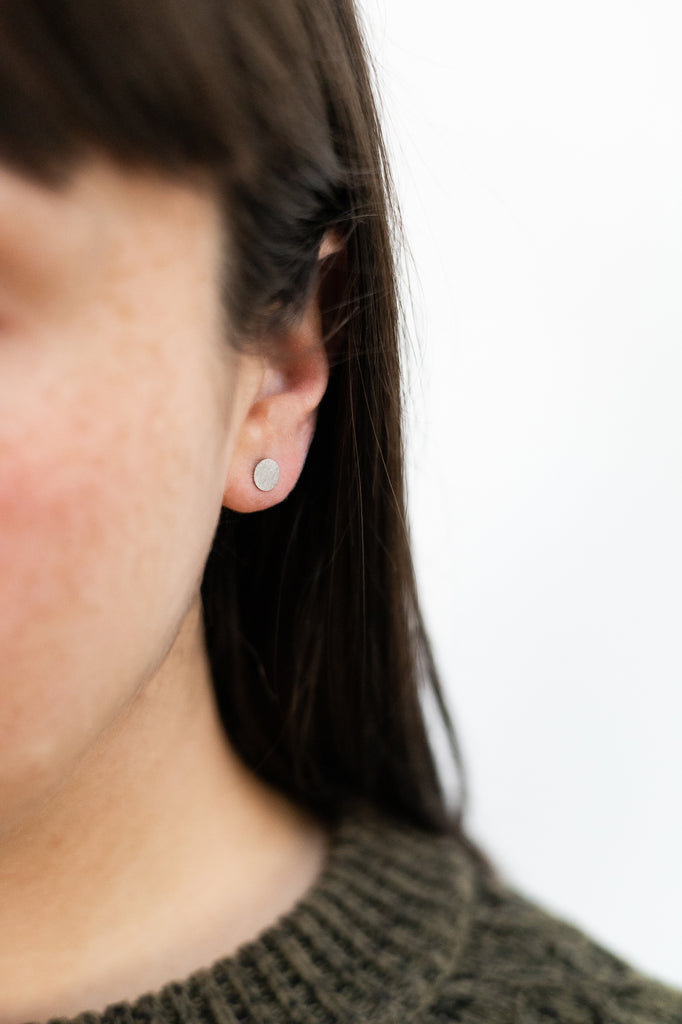 Full moon earrings top